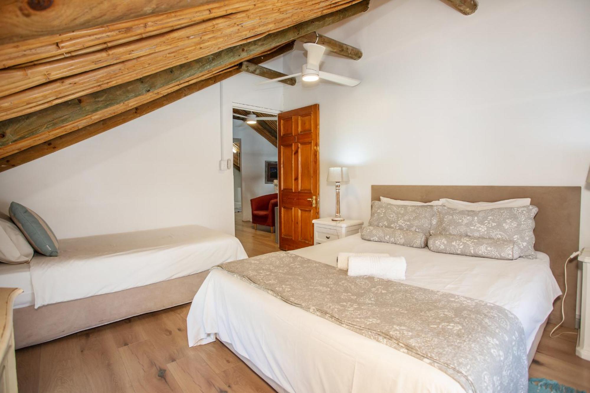 Die Pomphuisie Paternoster Bagian luar foto